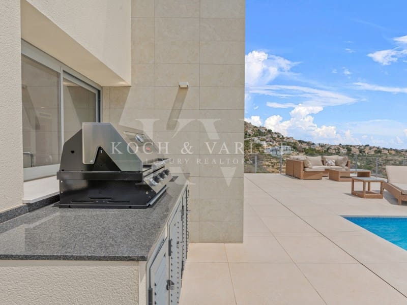 4 quarto Moradia para venda em Cumbre del Sol com piscina - 1 499 000 € (Ref: 9062689)