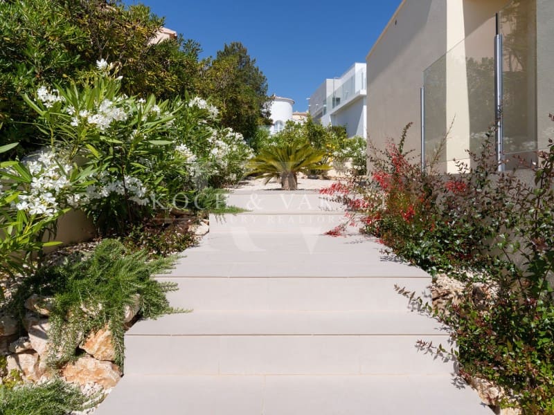 4 quarto Moradia para venda em Cumbre del Sol com piscina - 1 499 000 € (Ref: 9062689)