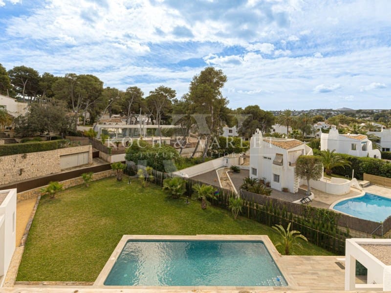 3 soveværelse Villa til salg i Javea / Xabia med swimmingpool - € 1.790.000 (Ref: 9125526)