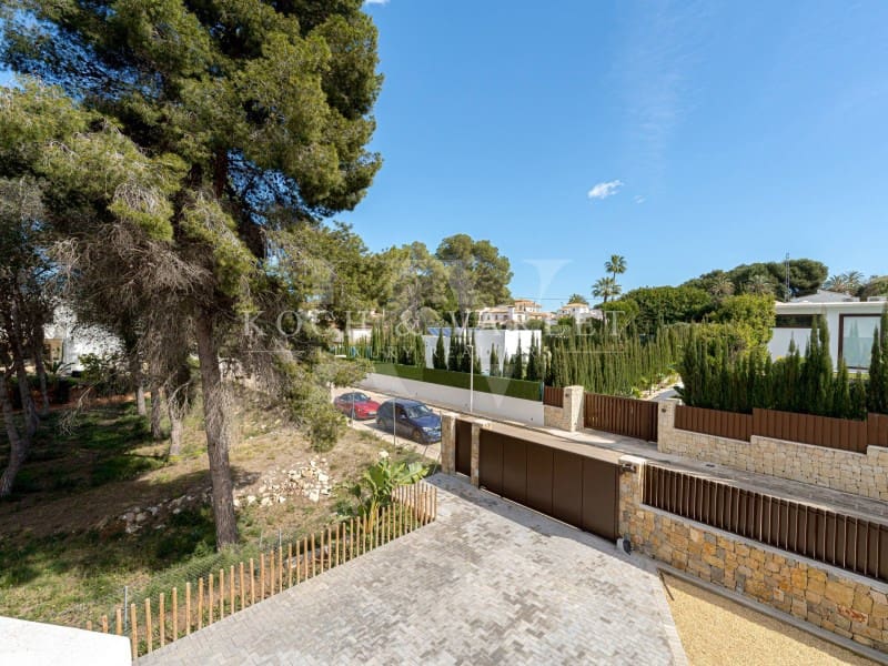 3 soveværelse Villa til salg i Javea / Xabia med swimmingpool - € 1.790.000 (Ref: 9125526)