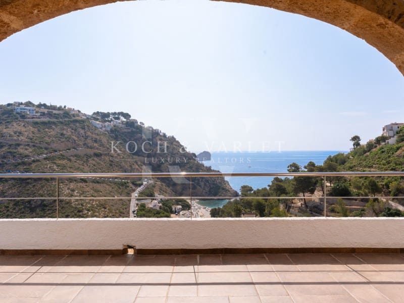 5 soveværelse Villa til salg i Javea / Xabia med swimmingpool - € 2.625.000 (Ref: 9134605)