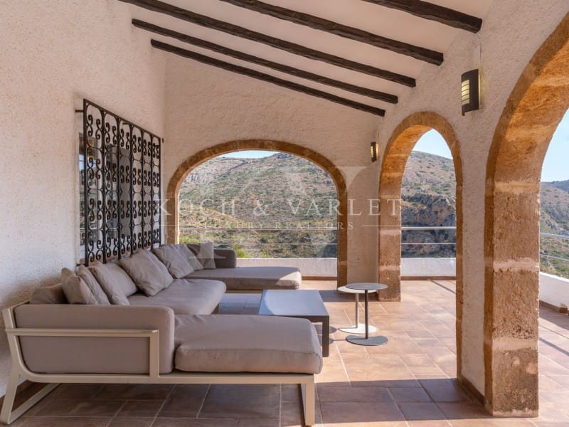 5 soveværelse Villa til salg i Javea / Xabia med swimmingpool - € 2.625.000 (Ref: 9134605)