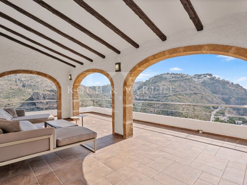 5 soveværelse Villa til salg i Javea / Xabia med swimmingpool - € 2.625.000 (Ref: 9134605)