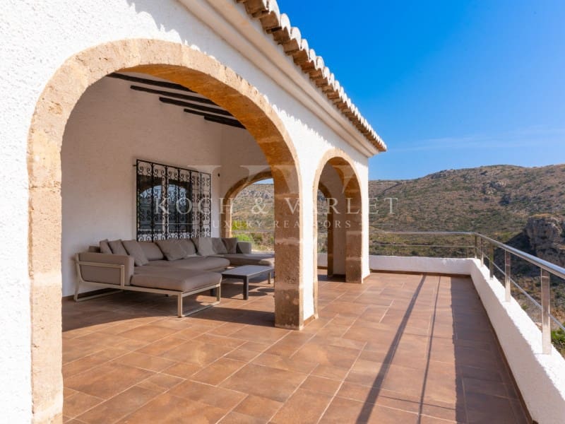 5 soveværelse Villa til salg i Javea / Xabia med swimmingpool - € 2.625.000 (Ref: 9134605)