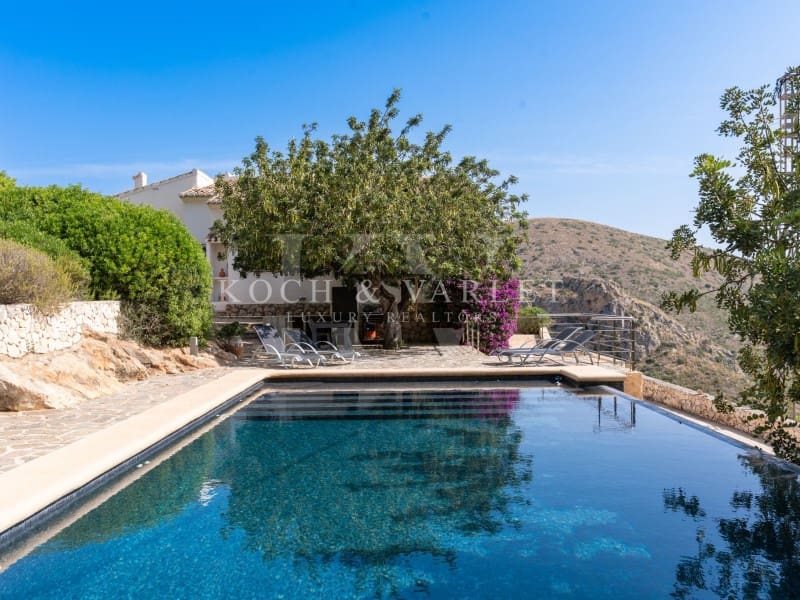 5 soveværelse Villa til salg i Javea / Xabia med swimmingpool - € 2.625.000 (Ref: 9134605)