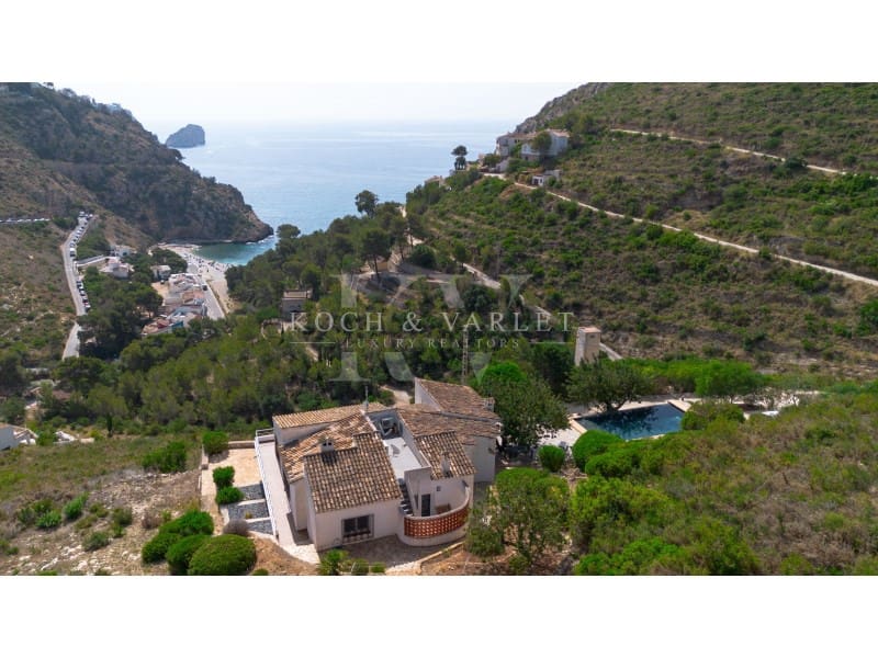 5 soveværelse Villa til salg i Javea / Xabia med swimmingpool - € 2.625.000 (Ref: 9134605)