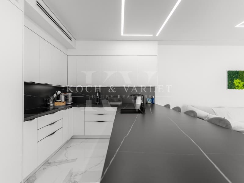 4 soveværelse Villa til salg i Benidorm med swimmingpool - € 2.500.000 (Ref: 9161285)