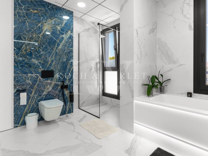 4 soveværelse Villa til salg i Benidorm med swimmingpool - € 2.500.000 (Ref: 9161285)