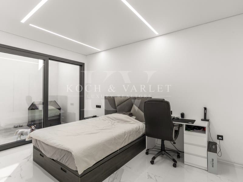 4 soveværelse Villa til salg i Benidorm med swimmingpool - € 2.500.000 (Ref: 9161285)