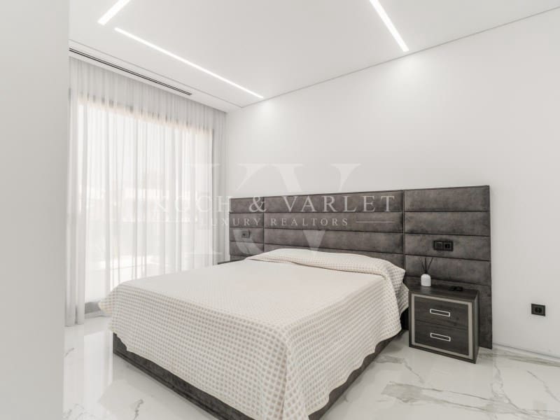 4 soveværelse Villa til salg i Benidorm med swimmingpool - € 2.500.000 (Ref: 9161285)