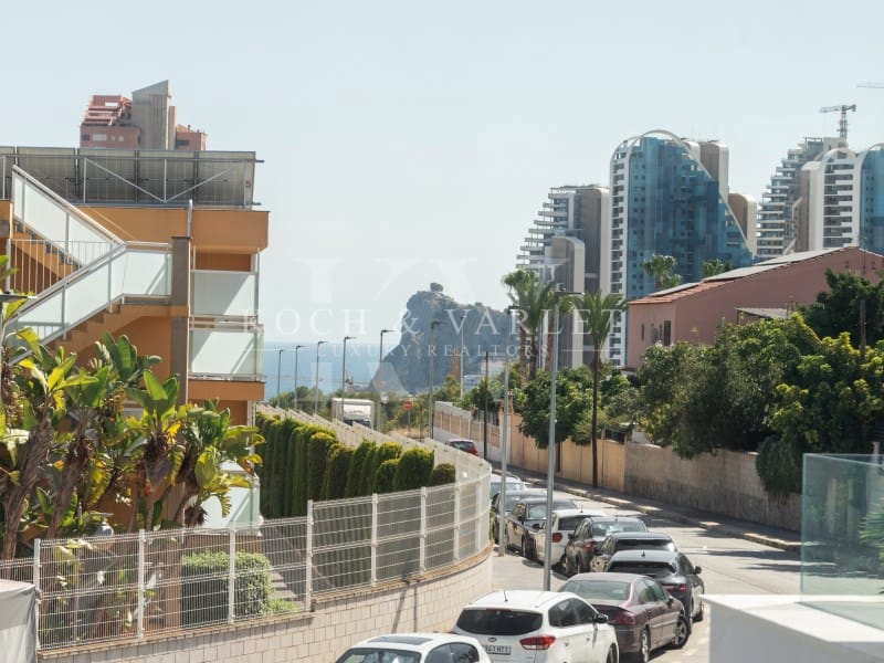 4 soveværelse Villa til salg i Benidorm med swimmingpool - € 2.500.000 (Ref: 9161285)