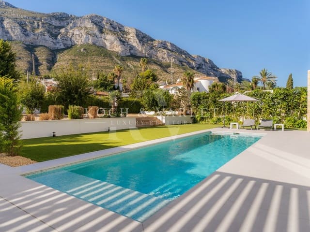 3 Zimmer Villa zu verkaufen in El Montgó, Dénia mit Pool - 1.295.000 € (Ref: 9272774)