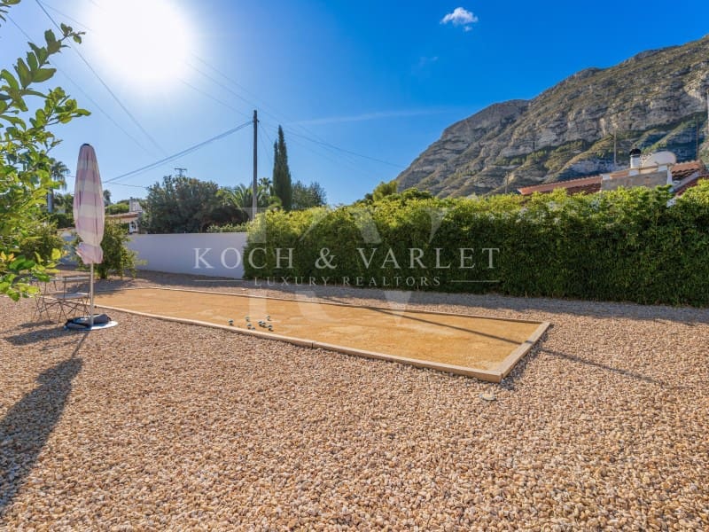 3 Zimmer Villa zu verkaufen in Denia mit Pool - 1.295.000 € (Ref: 9272774)