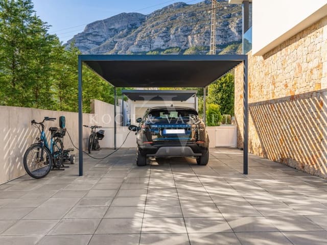 3 Zimmer Villa zu verkaufen in El Montgó, Dénia mit Pool - 1.295.000 € (Ref: 9272774)