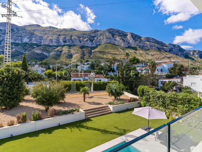 3 Zimmer Villa zu verkaufen in Denia mit Pool - 1.295.000 € (Ref: 9272774)