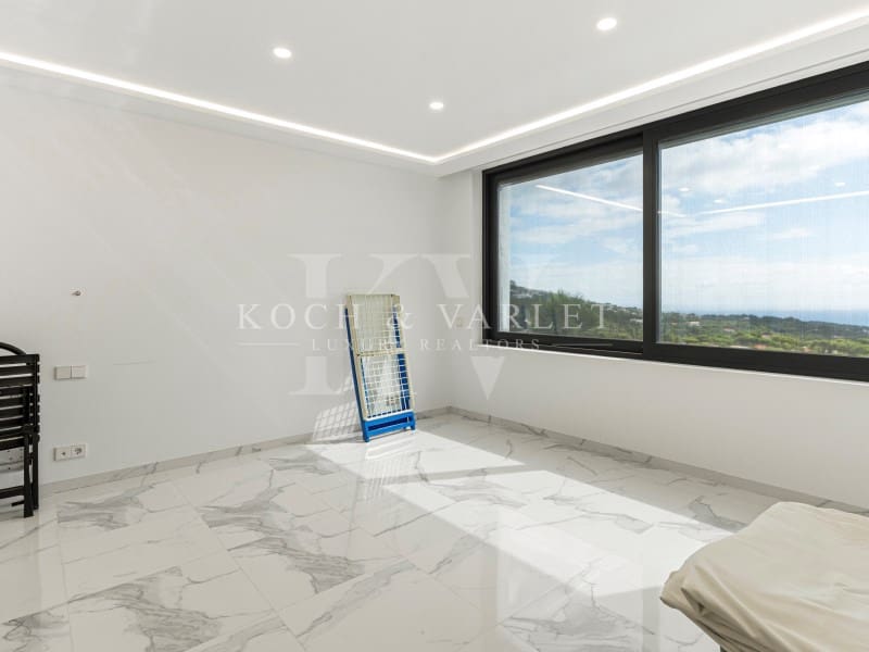 6 bedroom Villa for sale in Altea la Vella with pool garage - € 5,595,000 (Ref: 9330944)