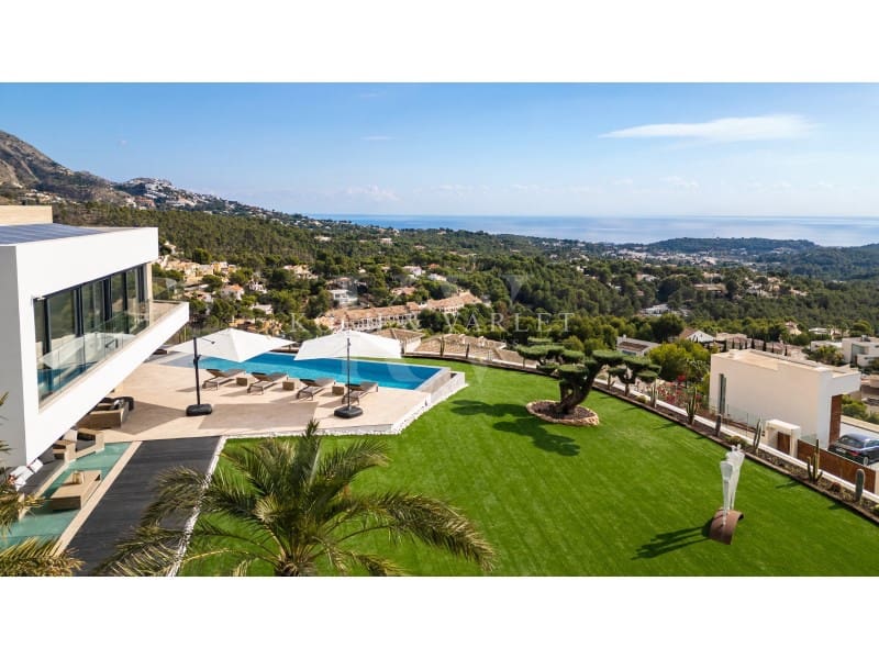 6 bedroom Villa for sale in Altea la Vella with pool garage - € 5,595,000 (Ref: 9330944)