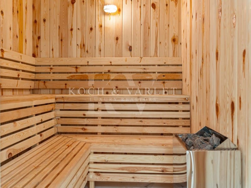 6 bedroom Villa for sale in Altea la Vella with pool garage - € 5,595,000 (Ref: 9330944)