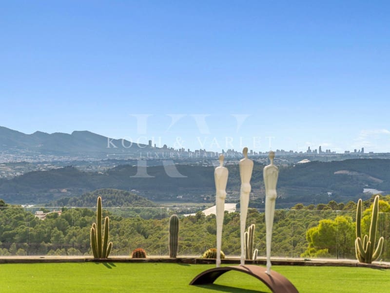 6 bedroom Villa for sale in Altea la Vella with pool garage - € 5,595,000 (Ref: 9330944)