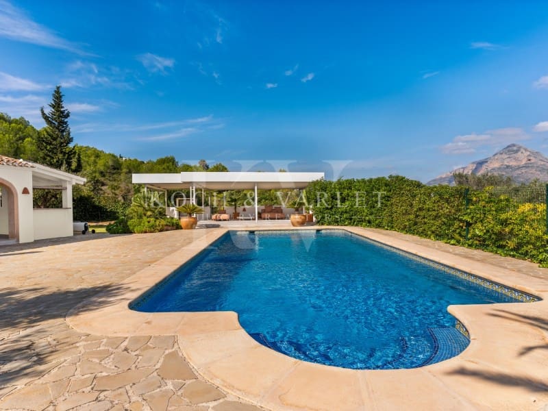 3 chambre Villa/Maison à vendre à Javea / Xabia avec piscine garage - 2 450 000 € (Ref: 9338546)