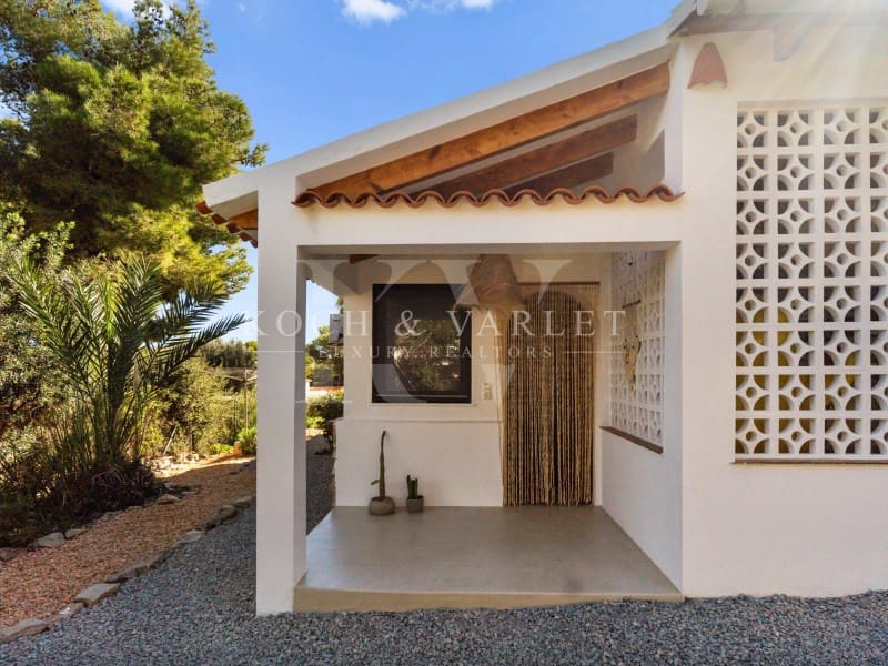 4 makuuhuone Huvila myytävänä paikassa Javea / Xabia mukana uima-altaan 
autotalli - 1 595 000 € (Ref: 9369021)