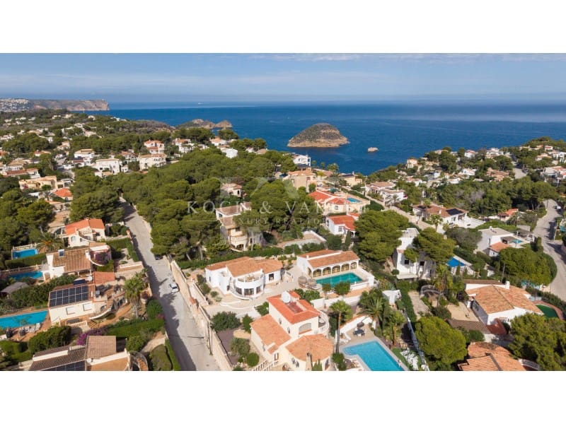 4 makuuhuone Huvila myytävänä paikassa Javea / Xabia mukana uima-altaan 
autotalli - 1 595 000 € (Ref: 9369021)