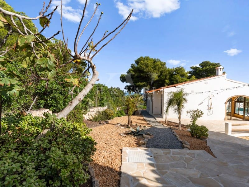 4 makuuhuone Huvila myytävänä paikassa Javea / Xabia mukana uima-altaan 
autotalli - 1 595 000 € (Ref: 9369021)