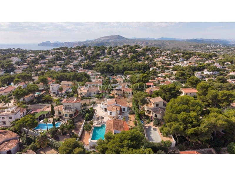 4 makuuhuone Huvila myytävänä paikassa Javea / Xabia mukana uima-altaan 
autotalli - 1 595 000 € (Ref: 9369021)