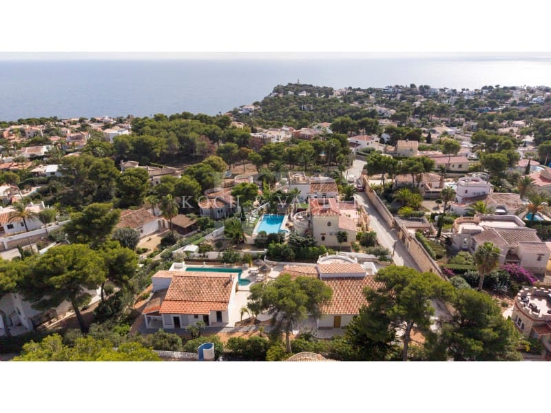 4 makuuhuone Huvila myytävänä paikassa Javea / Xabia mukana uima-altaan 
autotalli - 1 595 000 € (Ref: 9369021)