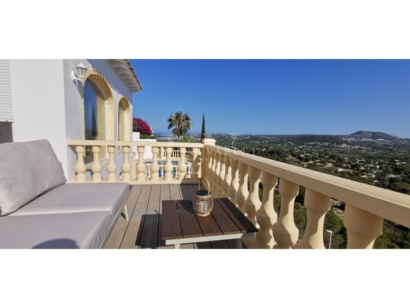 4 Zimmer Villa zu verkaufen in Javea / Xabia mit Pool - 995.000 € (Ref: 9481283)