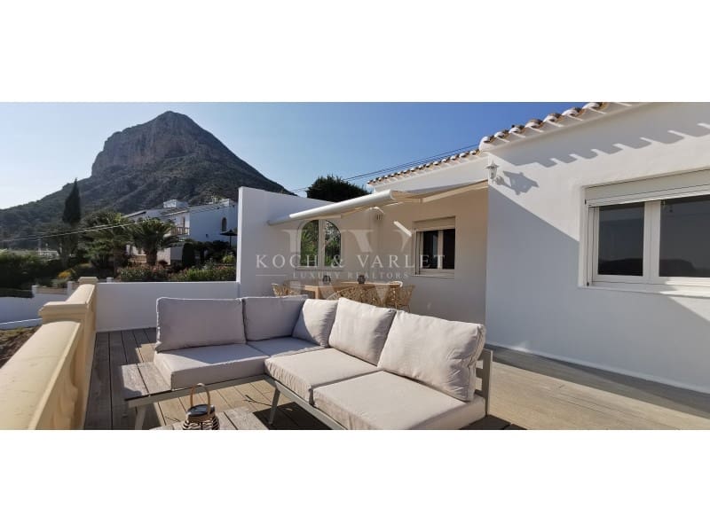 4 Zimmer Villa zu verkaufen in Javea / Xabia mit Pool - 995.000 € (Ref: 9481283)