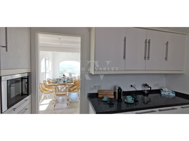 4 Zimmer Villa zu verkaufen in Javea / Xabia mit Pool - 995.000 € (Ref: 9481283)