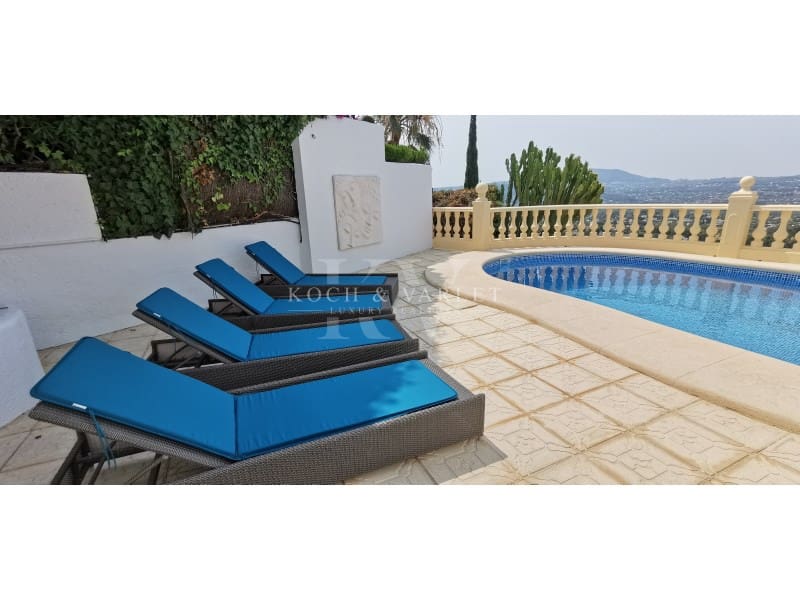 4 Zimmer Villa zu verkaufen in Javea / Xabia mit Pool - 995.000 € (Ref: 9481283)