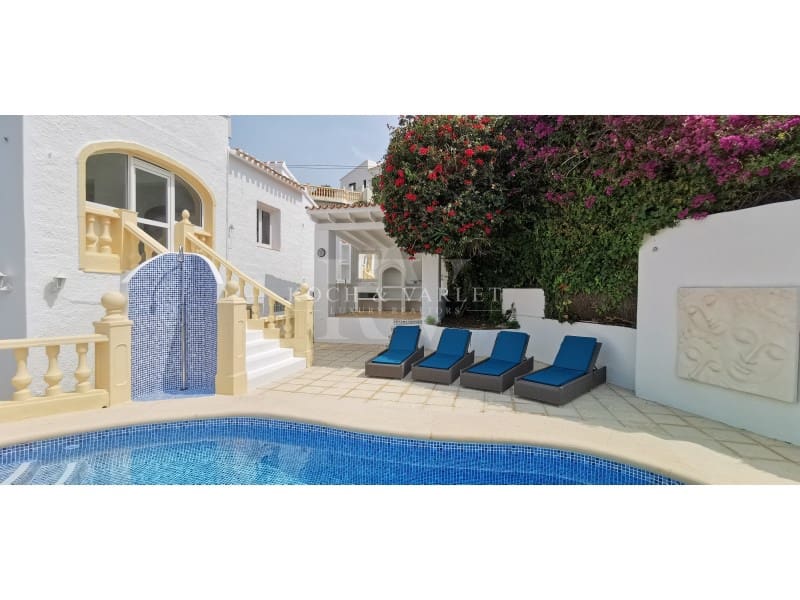 4 Zimmer Villa zu verkaufen in Javea / Xabia mit Pool - 995.000 € (Ref: 9481283)