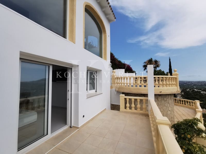 4 Zimmer Villa zu verkaufen in Javea / Xabia mit Pool - 995.000 € (Ref: 9481283)