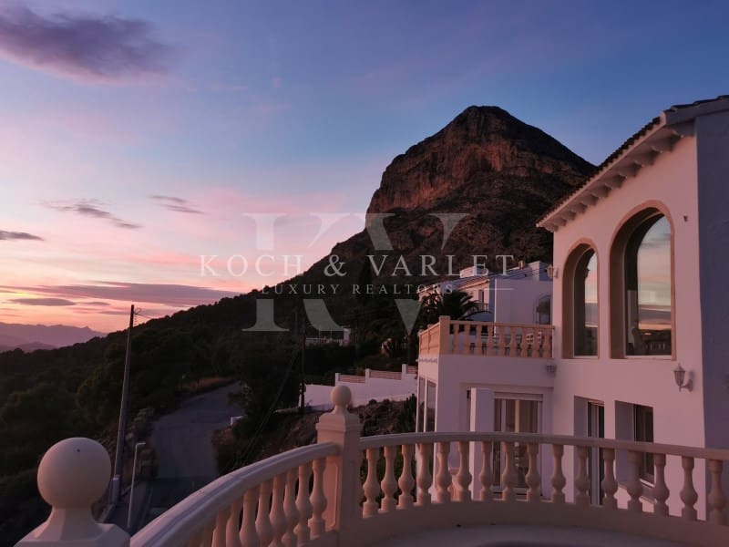 4 Zimmer Villa zu verkaufen in Javea / Xabia mit Pool - 995.000 € (Ref: 9481283)