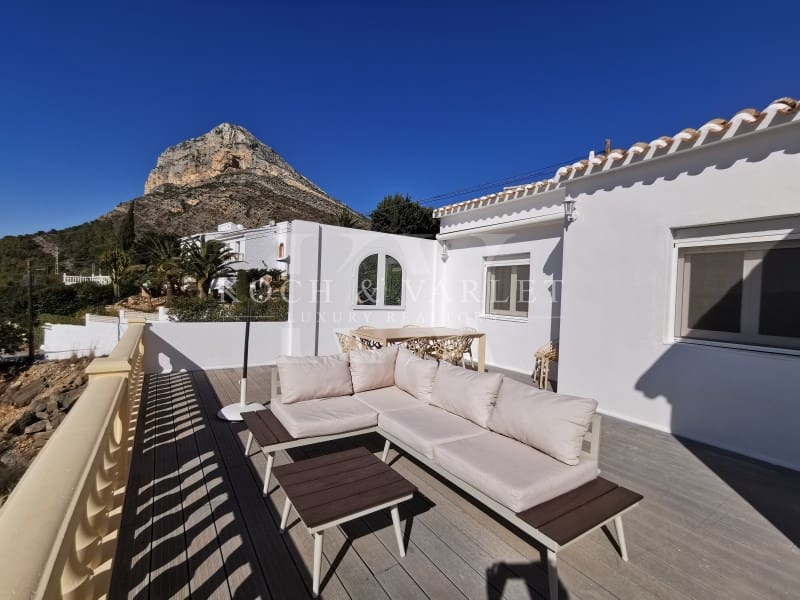4 Zimmer Villa zu verkaufen in Javea / Xabia mit Pool - 995.000 € (Ref: 9481283)