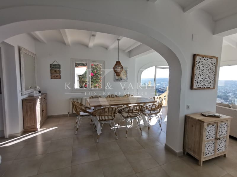 4 Zimmer Villa zu verkaufen in Javea / Xabia mit Pool - 995.000 € (Ref: 9481283)