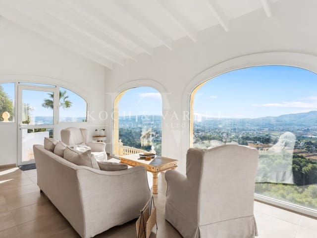 4 bedroom Villa for sale in Partida Tosal - Zona del Castellans, Javea / Xàbia with pool - € 995,000 (Ref: 9481283)