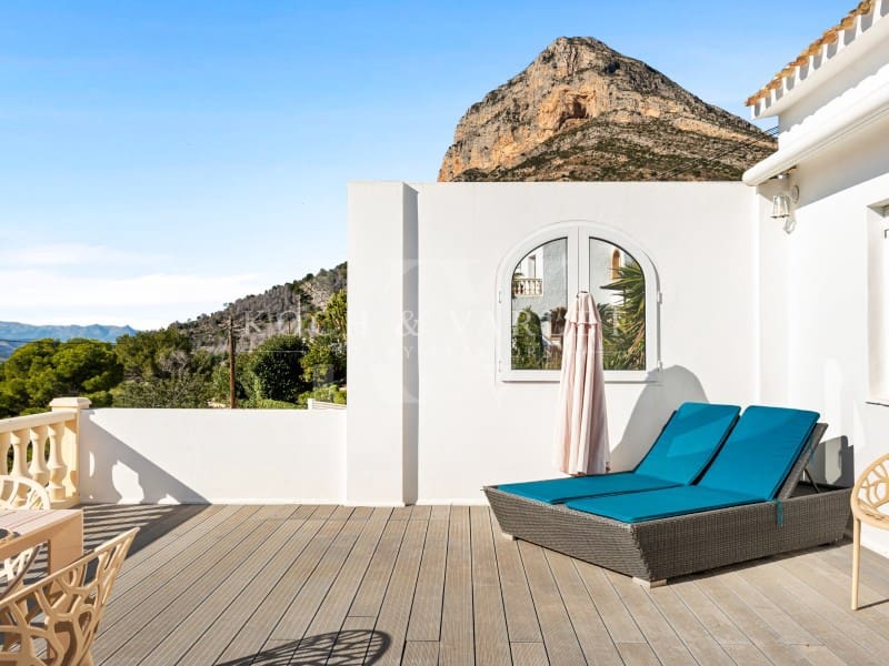 4 makuuhuone Huvila myytävänä paikassa Javea / Xabia mukana uima-altaan - 995 000 € (Ref: 9481283)