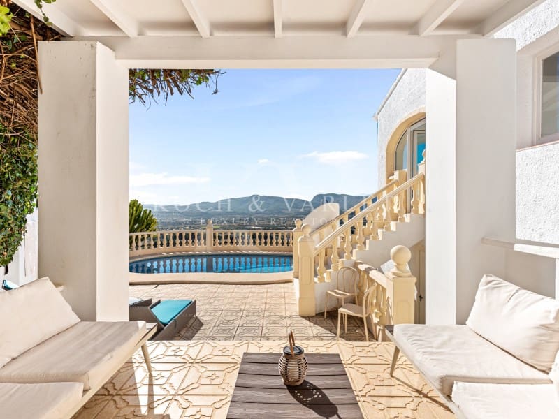 4 makuuhuone Huvila myytävänä paikassa Javea / Xabia mukana uima-altaan - 995 000 € (Ref: 9481283)