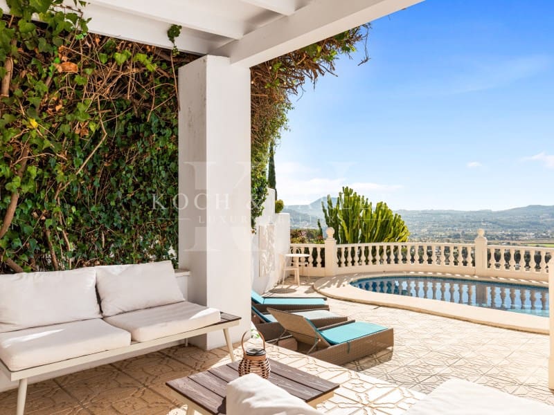 4 makuuhuone Huvila myytävänä paikassa Javea / Xabia mukana uima-altaan - 995 000 € (Ref: 9481283)