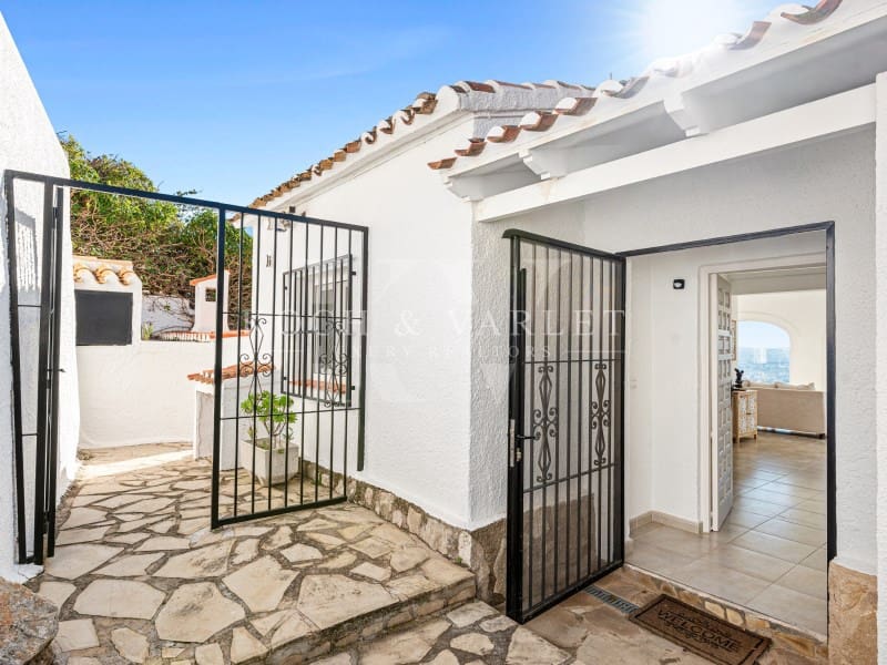 4 makuuhuone Huvila myytävänä paikassa Javea / Xabia mukana uima-altaan - 995 000 € (Ref: 9481283)