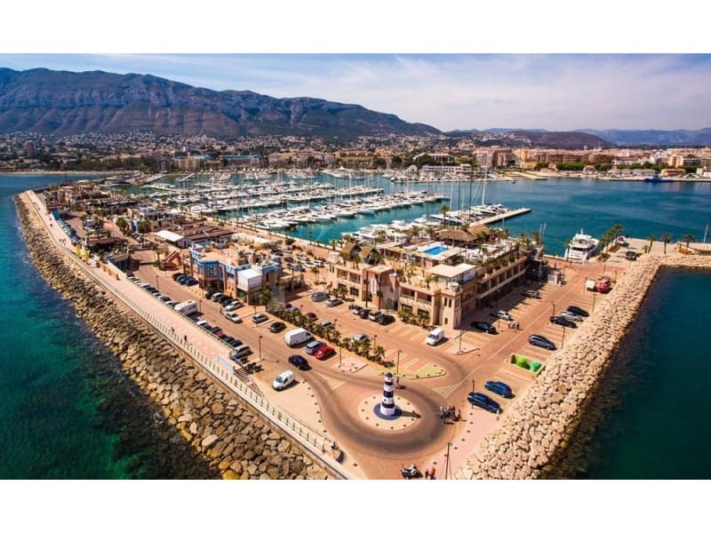 4 soveværelse Villa til salg i Denia med swimmingpool garage - € 3.600.000 (Ref: 9524704)