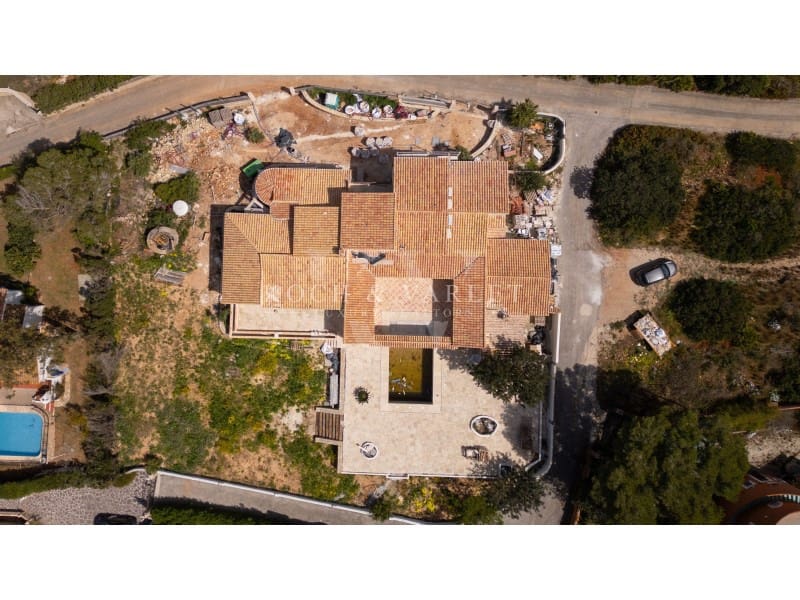 4 slaapkamer Villa te koop in Denia met zwembad garage - € 3.600.000 (Ref: 9524704)