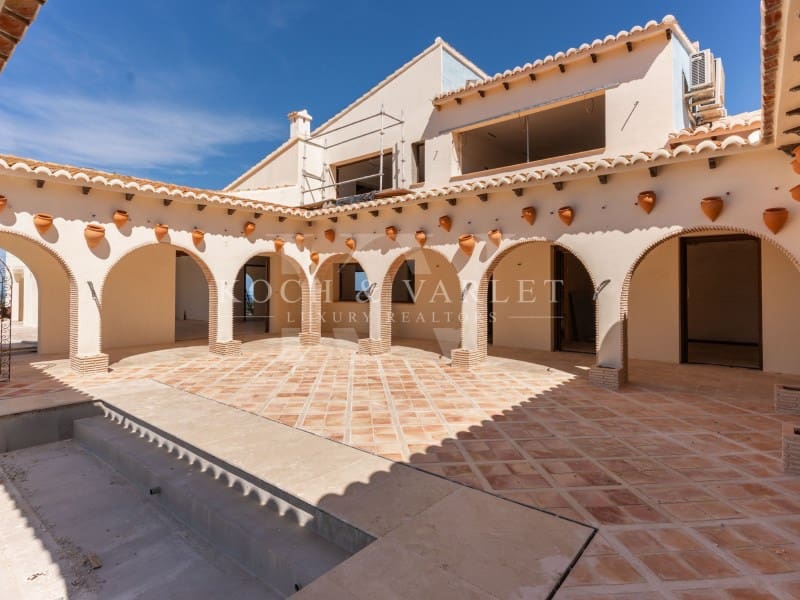 4 slaapkamer Villa te koop in Denia met zwembad garage - € 3.600.000 (Ref: 9524704)