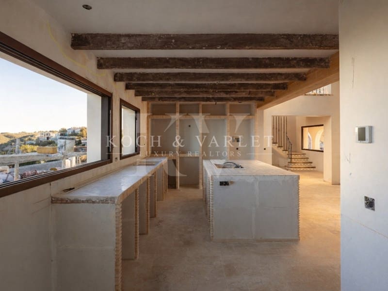 4 makuuhuone Huvila myytävänä paikassa Denia mukana uima-altaan 
autotalli - 3 600 000 € (Ref: 9524704)