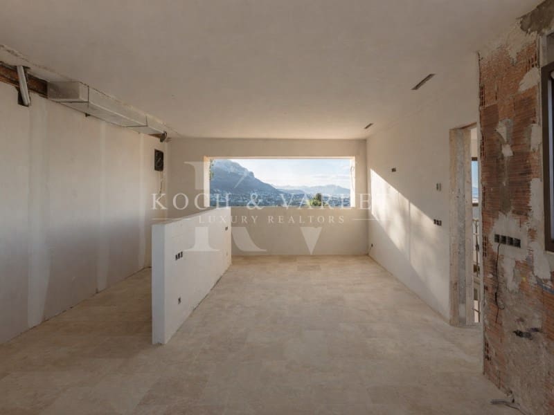 4 makuuhuone Huvila myytävänä paikassa Denia mukana uima-altaan 
autotalli - 3 600 000 € (Ref: 9524704)