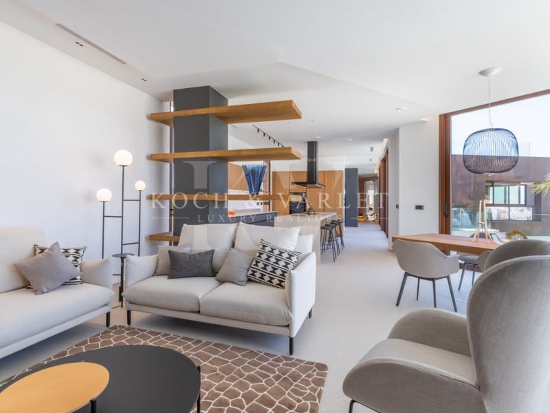 Chalet de 4 habitaciones en Benidorm en venta con piscina garaje - 2.825.000 € (Ref: 9524705)