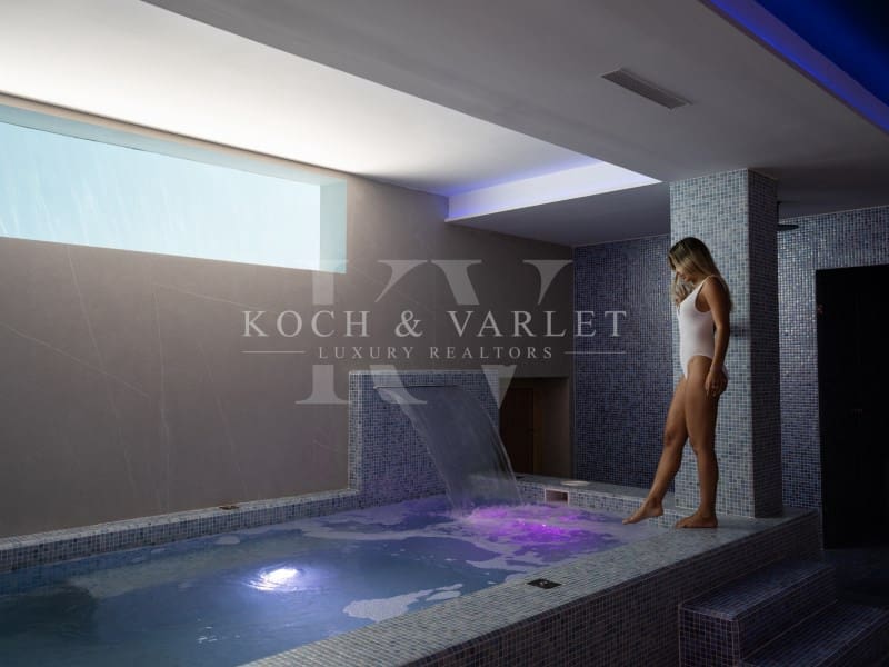 Chalet de 4 habitaciones en Benidorm en venta con piscina garaje - 2.825.000 € (Ref: 9524705)